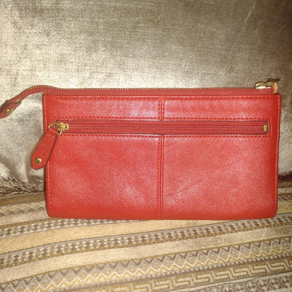 Michael Kors red wristlet/wallet - Picture 2 of 5